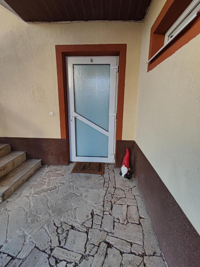 M K L Studio Alba Iulia Esterno foto
