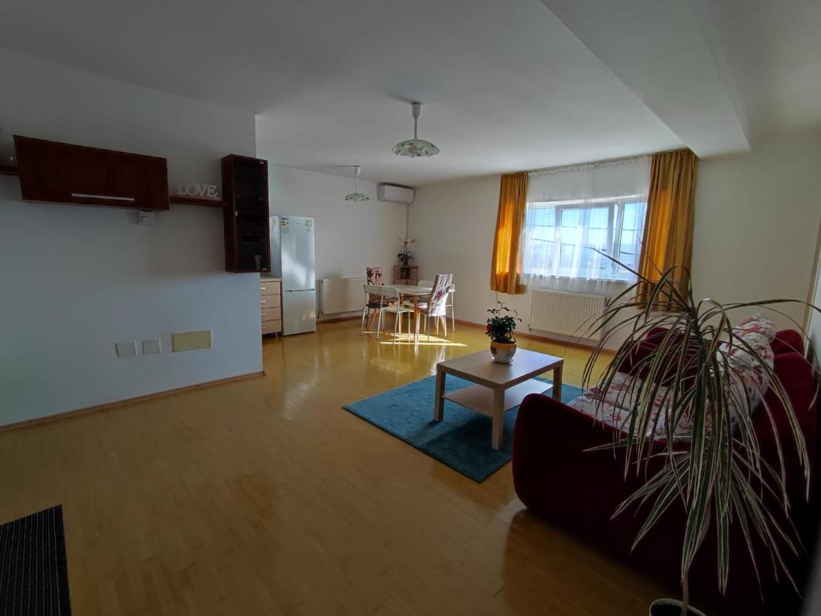 M K L Studio Alba Iulia Esterno foto